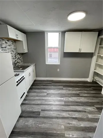 $950 | 1079 3rd Avenue, Unit 9, New Kensington, PA 15068