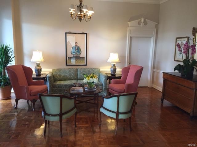 900 South Hanley Road, Unit 3B Clayton, MO 63105 - Photo 20 of 23