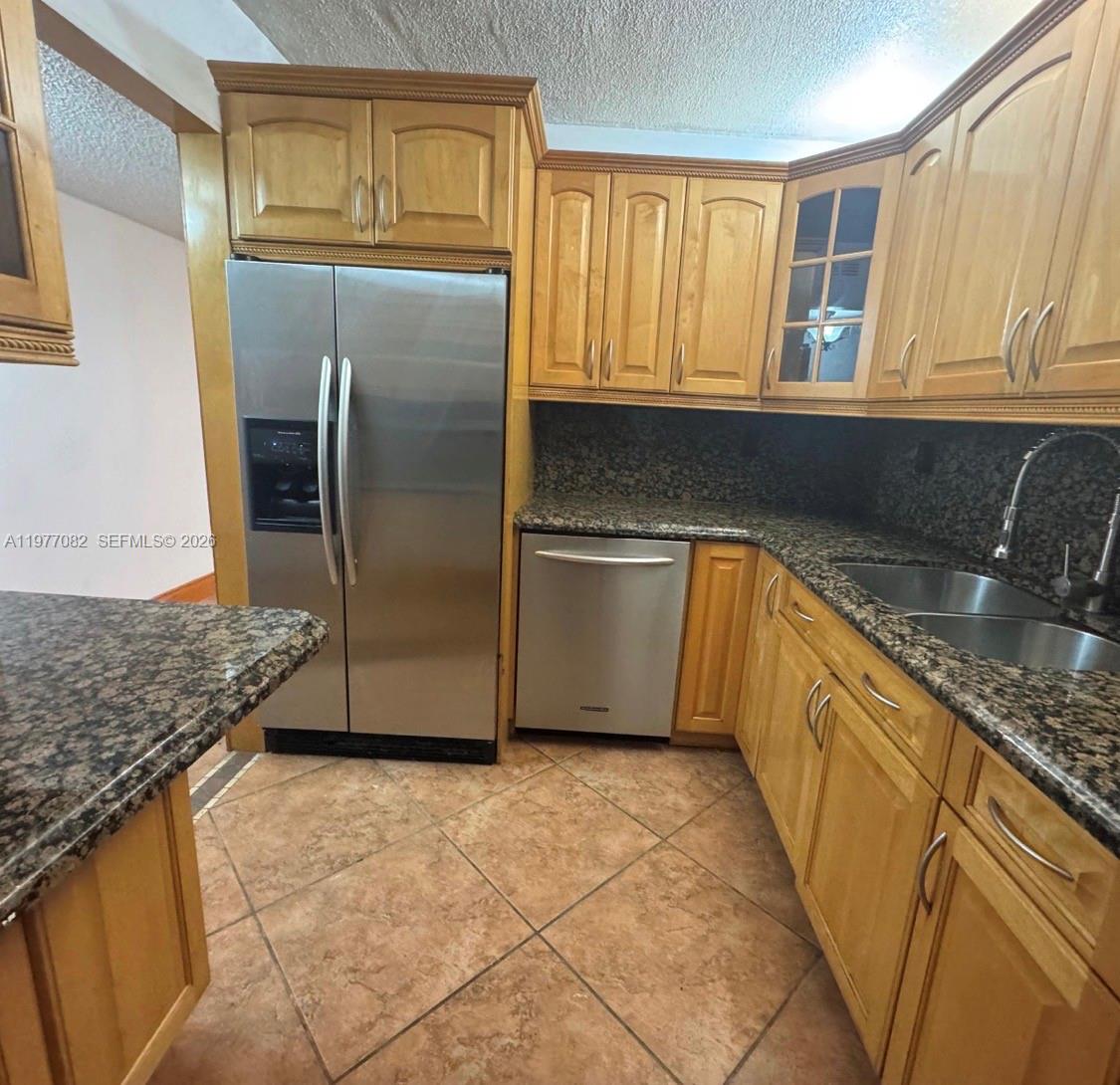 1855 West 60th Street, Unit 425 Hialeah, FL 33012 - Photo 4 of 4