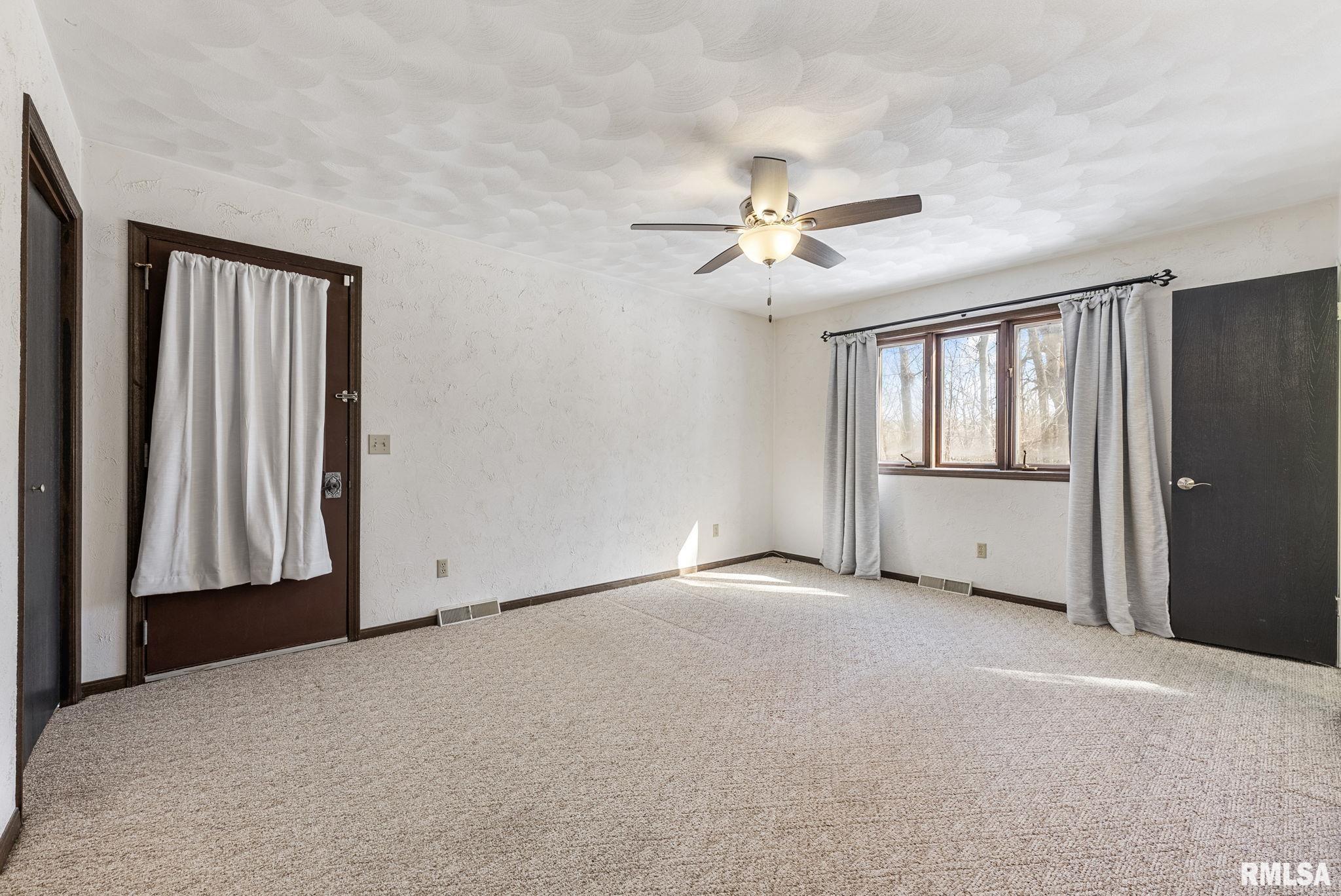 10425 133rd St Court West Taylor Ridge, IL 61284 - Photo 23 of 45 Gallery Image 23