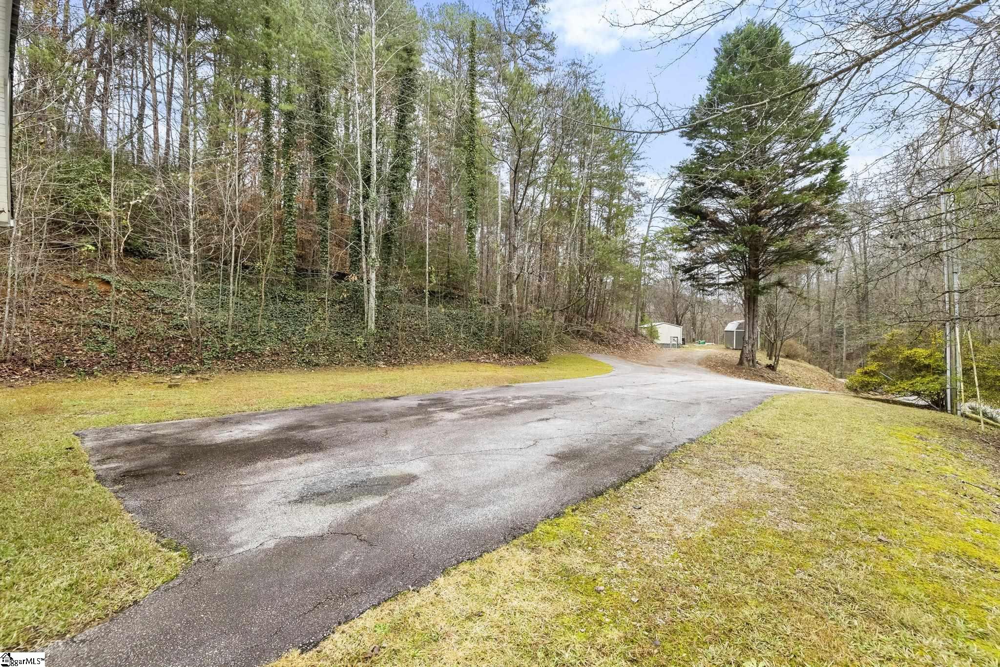 305 River Road Marietta, SC 29661 - Photo 14 of 28