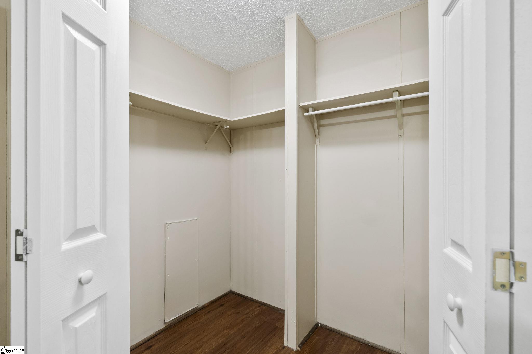 305 River Road Marietta, SC 29661 - Photo 8 of 28