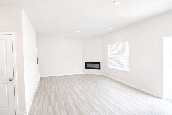 $2,495 | 116 Windstone Common Lane, Mooresville, NC 28117