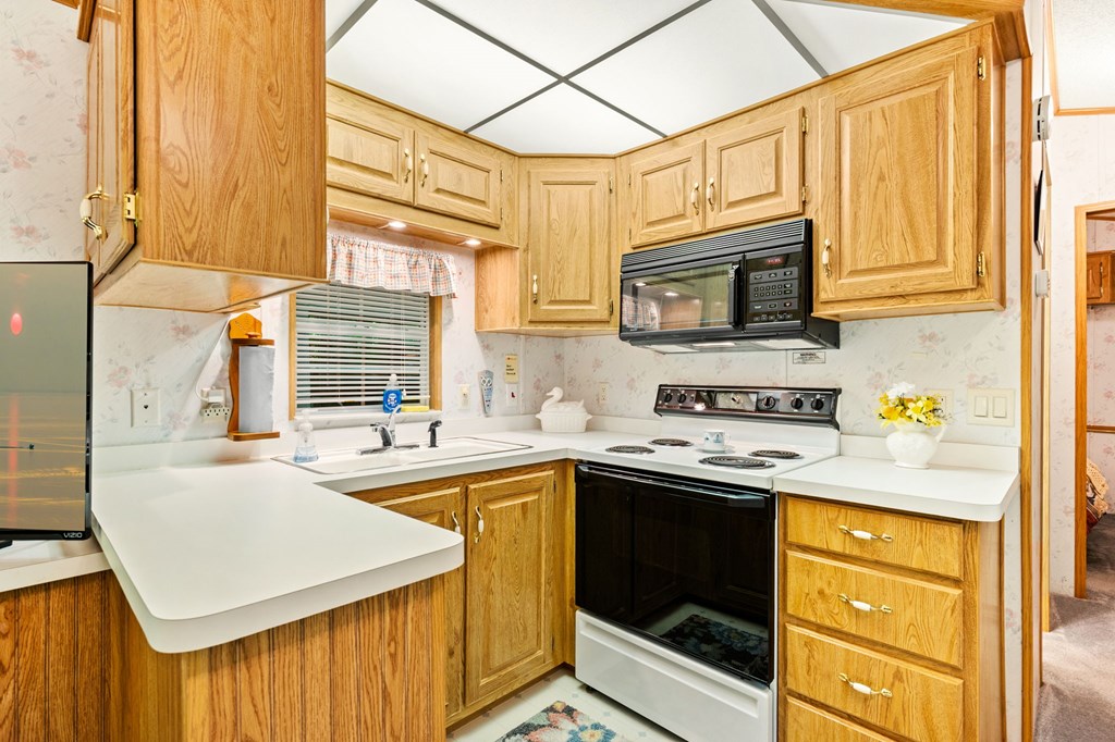 4286 Harbor School Road, Unit 34 Egg Harbor, WI 54209 - Photo 8 of 17