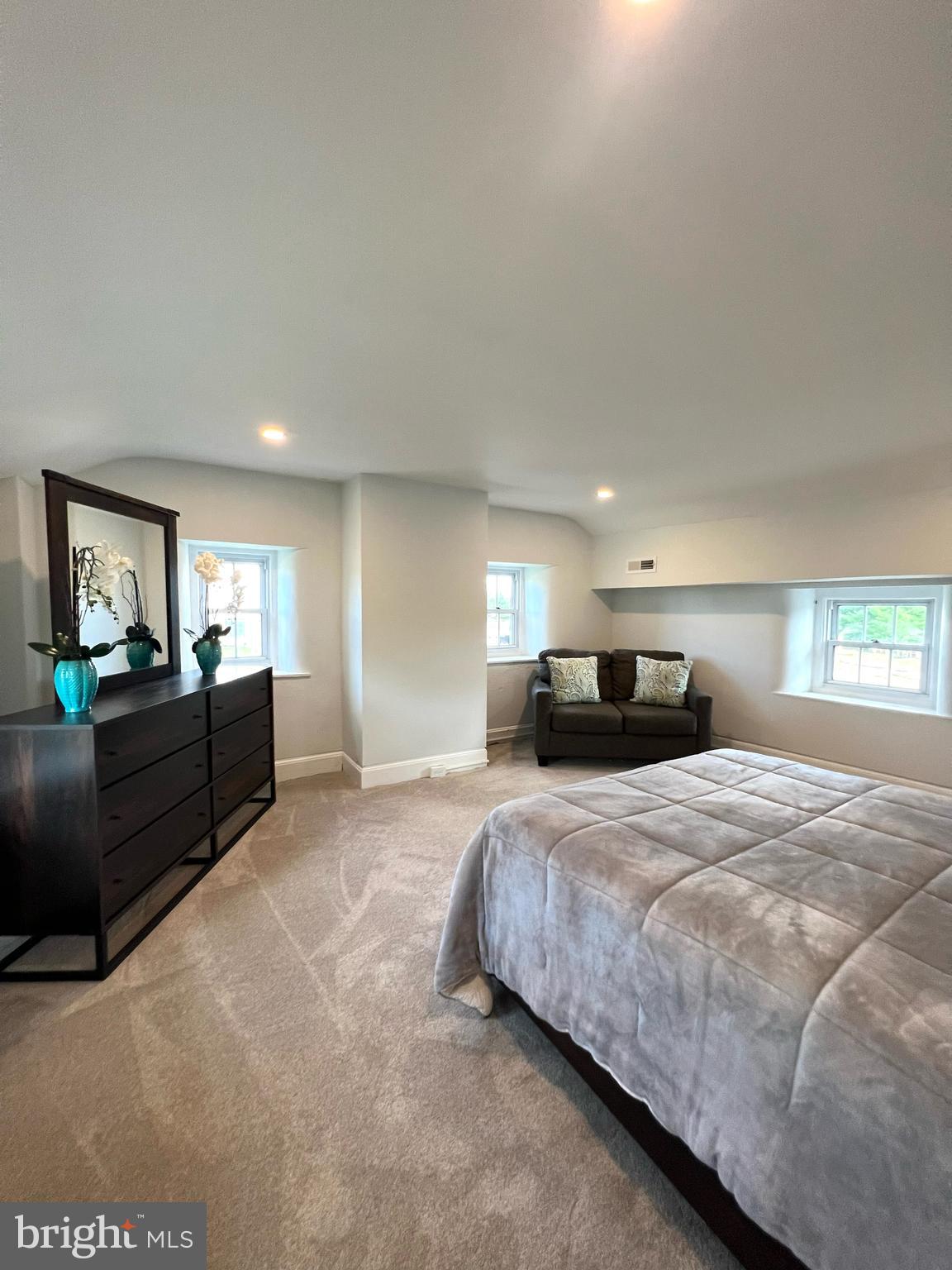 545 Folly Road Warrington, PA 18976 - Photo 9 of 18