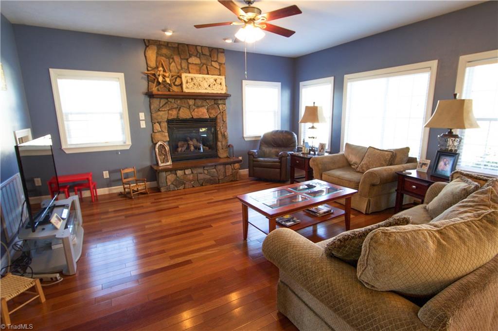2579 Beckerdite Road Sophia, NC 27350 - Photo 8 of 30 Gallery Image 8