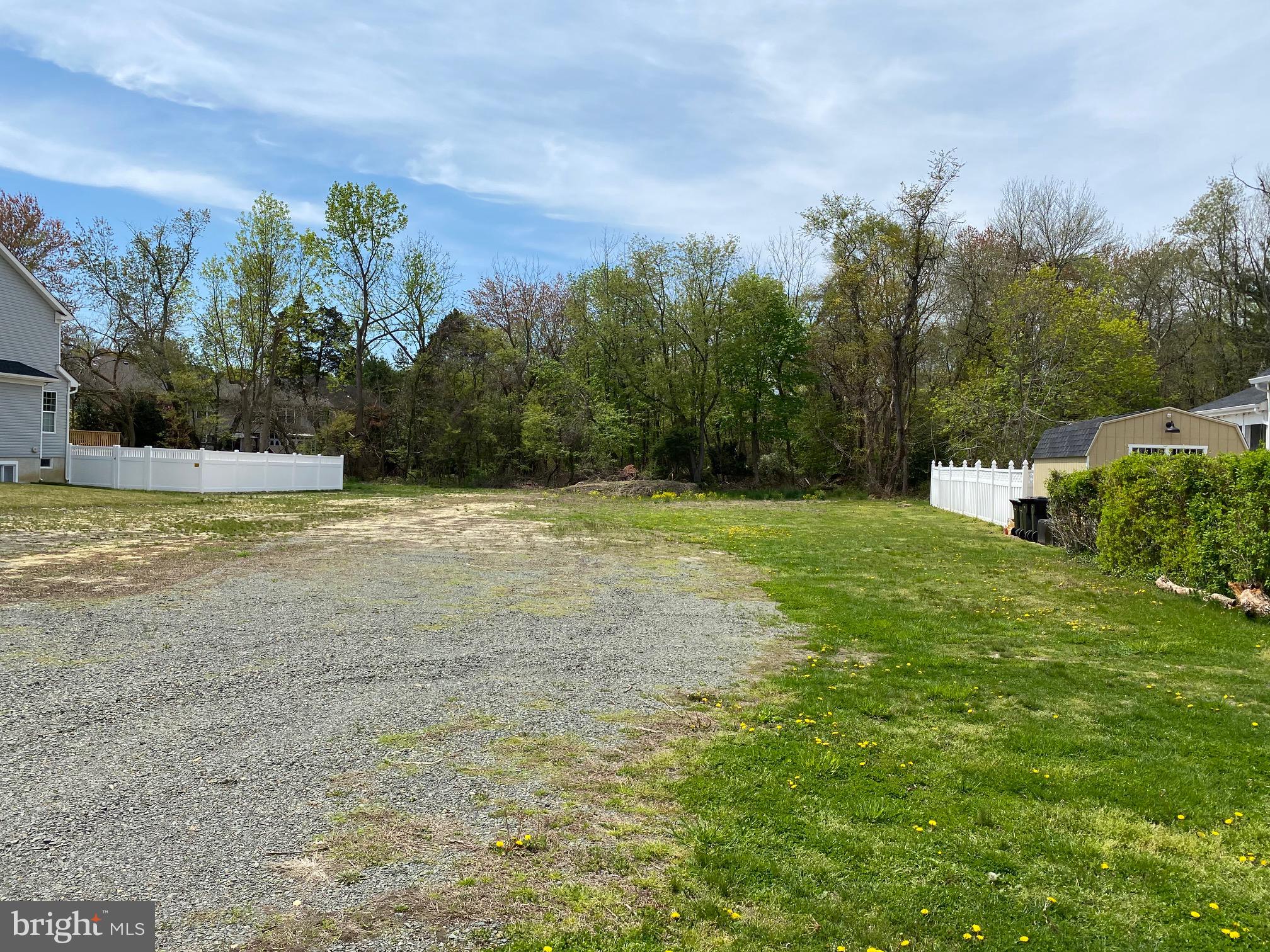 76 Tansboro Road Berlin, NJ 08009 - Photo 2 of 9