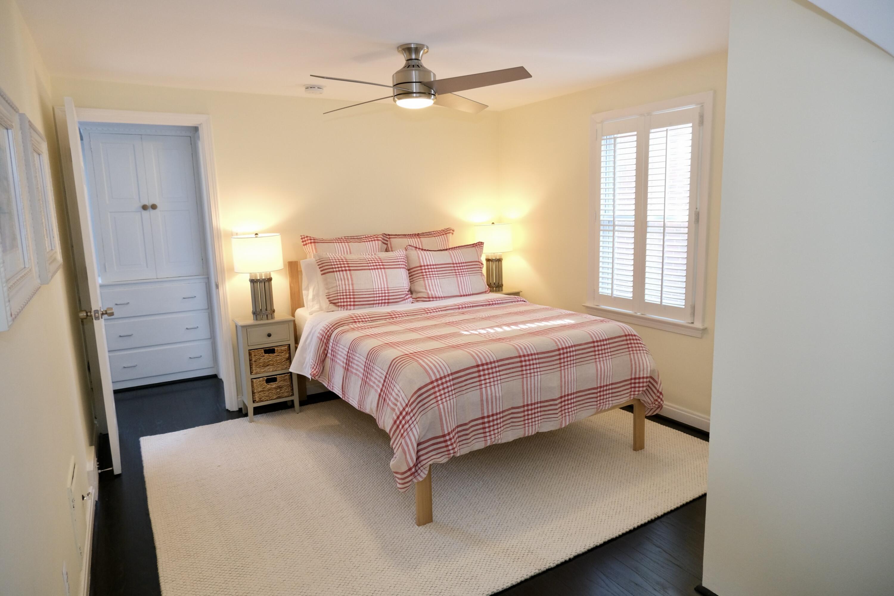 430 Fisher Road Grosse Pointe, MI 48230 - Photo 20 of 26 20. Bedroom 2.1