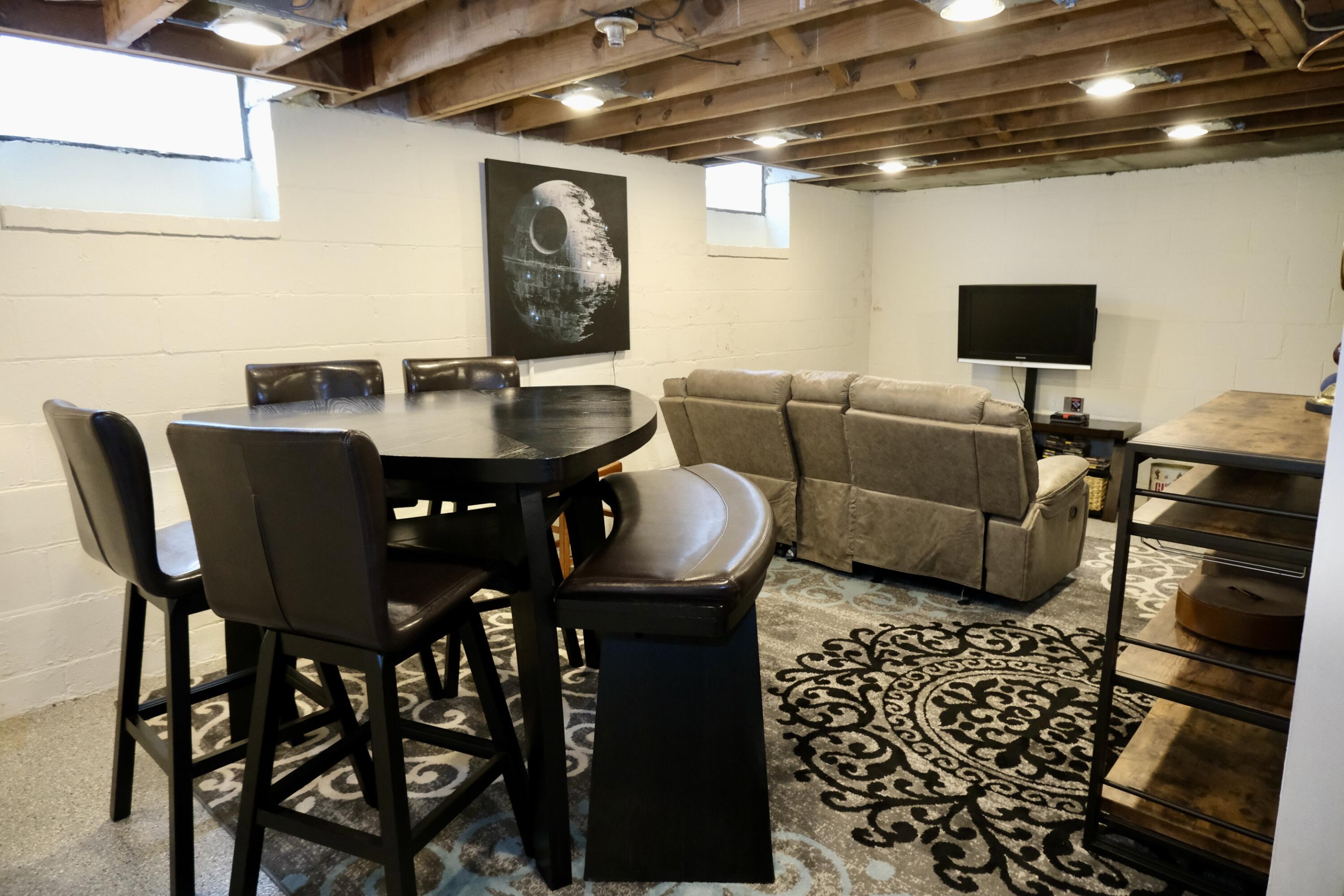 430 Fisher Road Grosse Pointe, MI 48230 - Photo 21 of 26 21. Basement 1.1