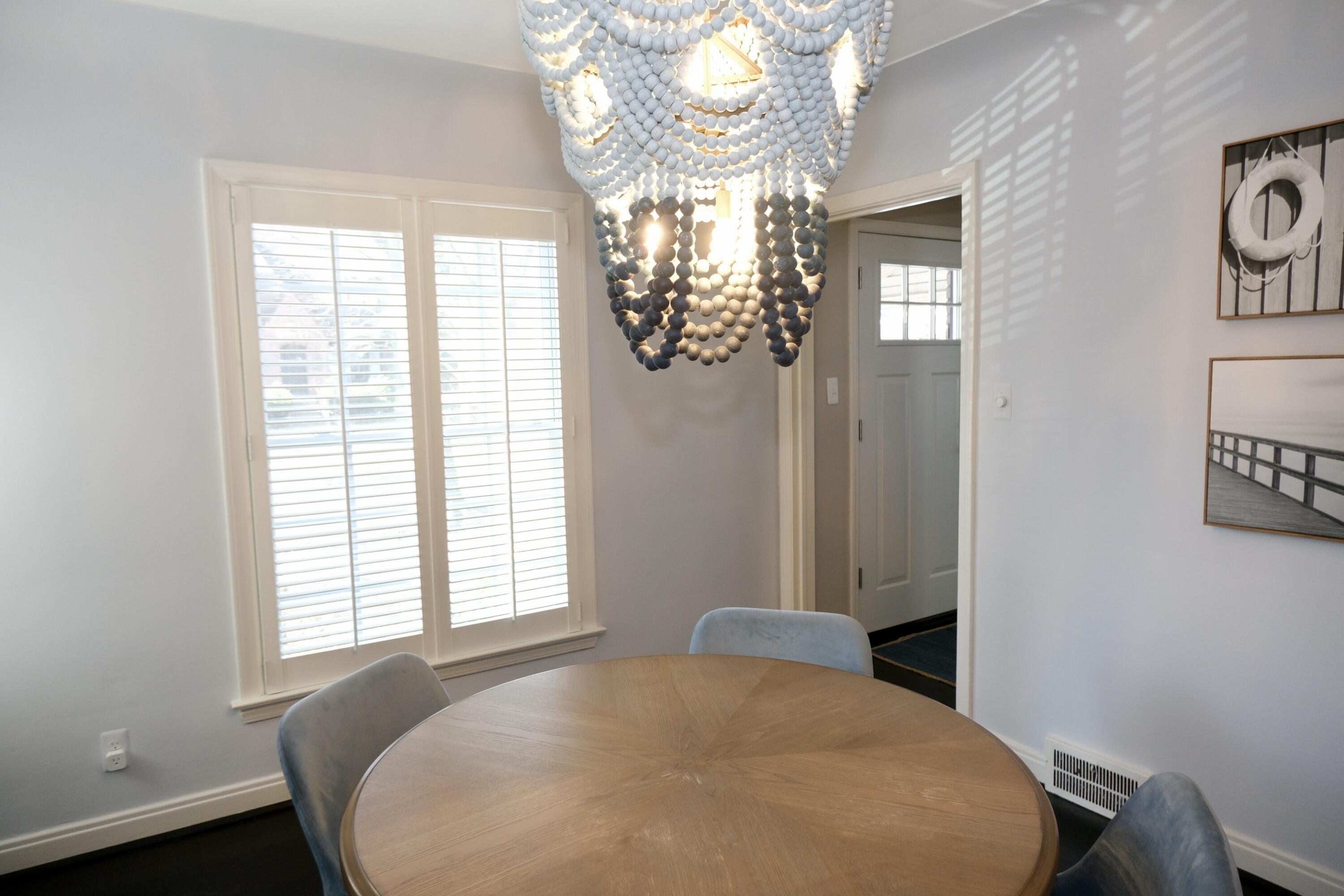 430 Fisher Road Grosse Pointe, MI 48230 - Photo 9 of 26 9. Dining Room 1.1