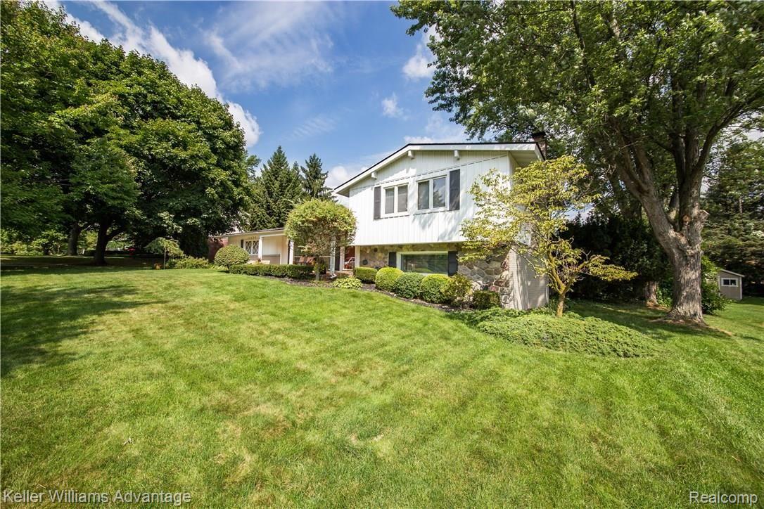 36508 West Lyman Road Farmington, MI 48331 - Photo 59 of 63 Lyman_36508_Front_02.jpg