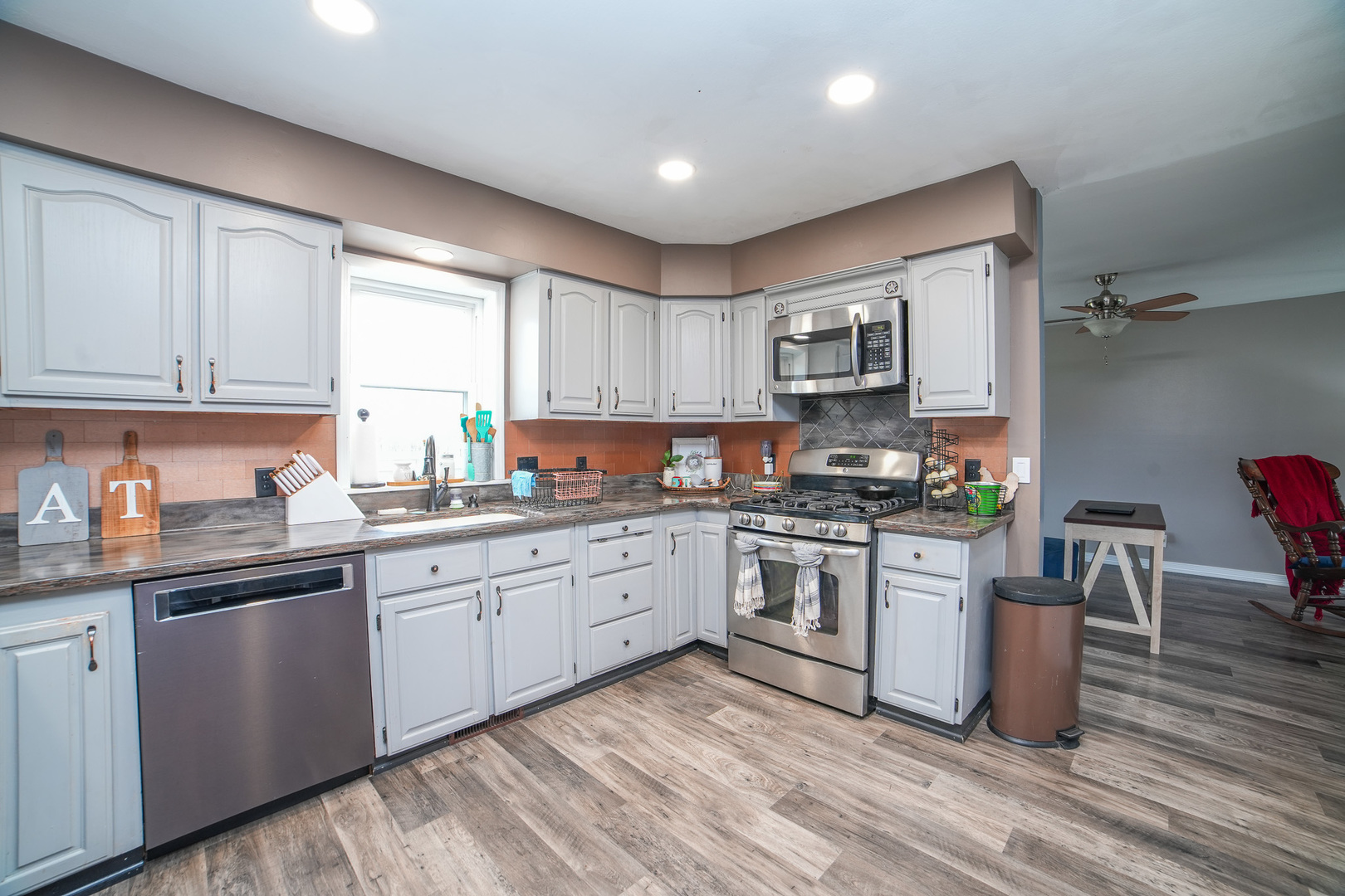 4016 West Church Road Beecher, IL 60401 - Photo 12 of 55 Gallery Image 12