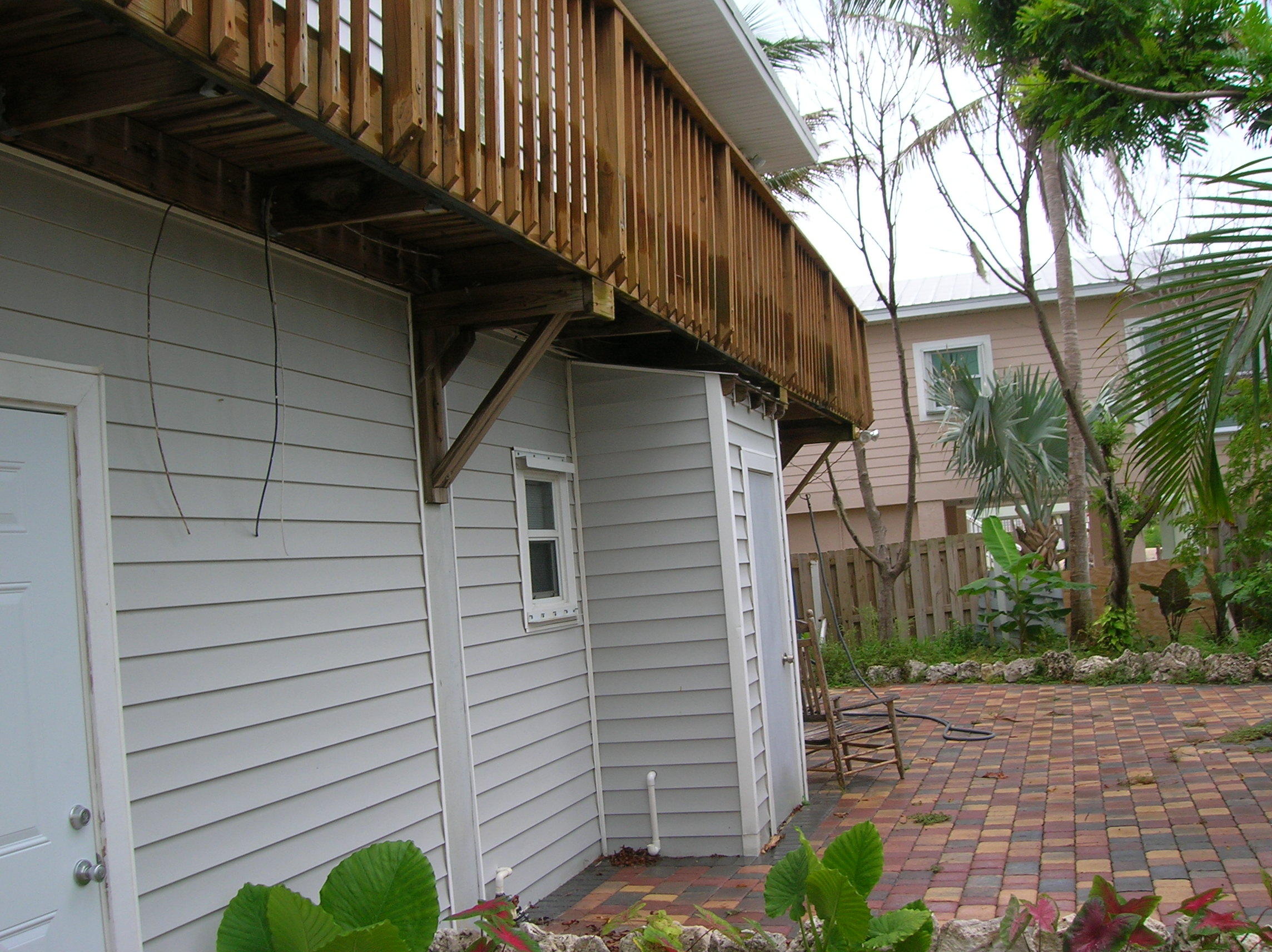 253 Pirates Road Summerland Key, FL 33042 - Photo 20 of 22 Side