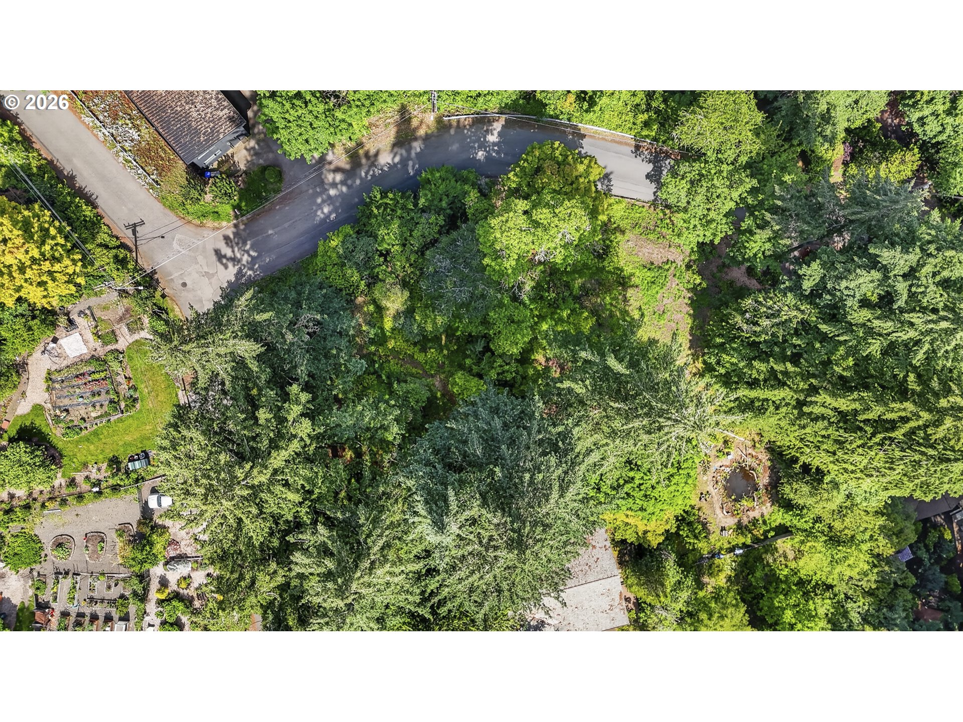 Southwest 16th Drive Portland, OR 97219 - Photo 5 of 22