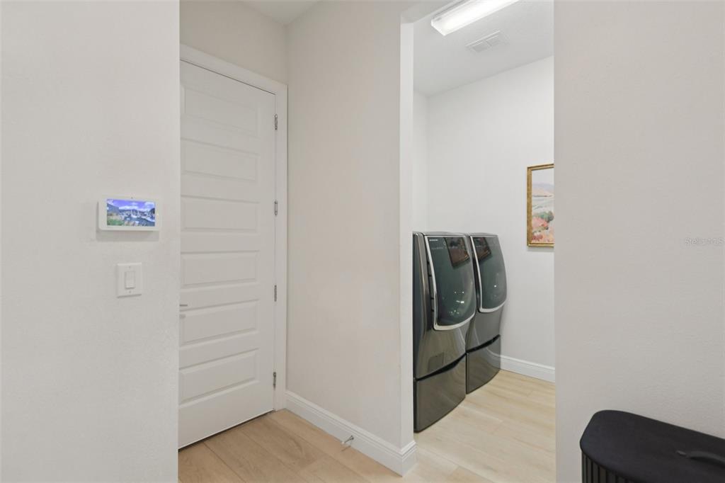 2304 Clement Road Lutz, FL 33549 - Photo 11 of 37