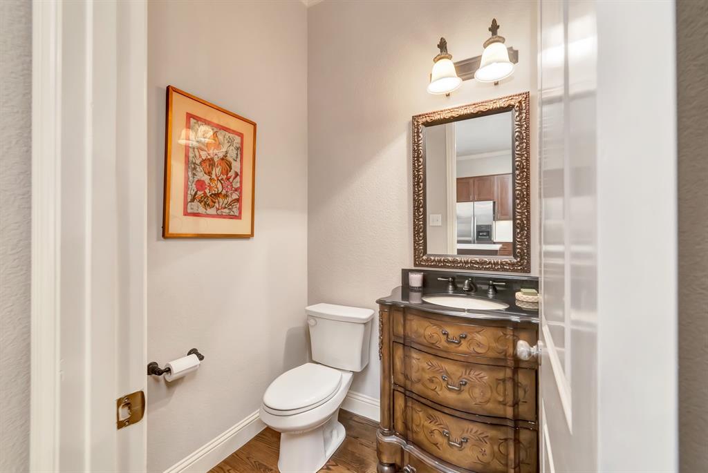 5728 Robbie Road Plano, TX 75024 - Photo 17 of 40
