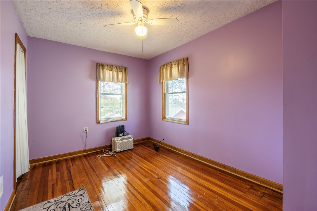 540 Augustine Street Rochester, NY 14613 - Photo 33 of 49 3RD SPACIOUS BEDROOM