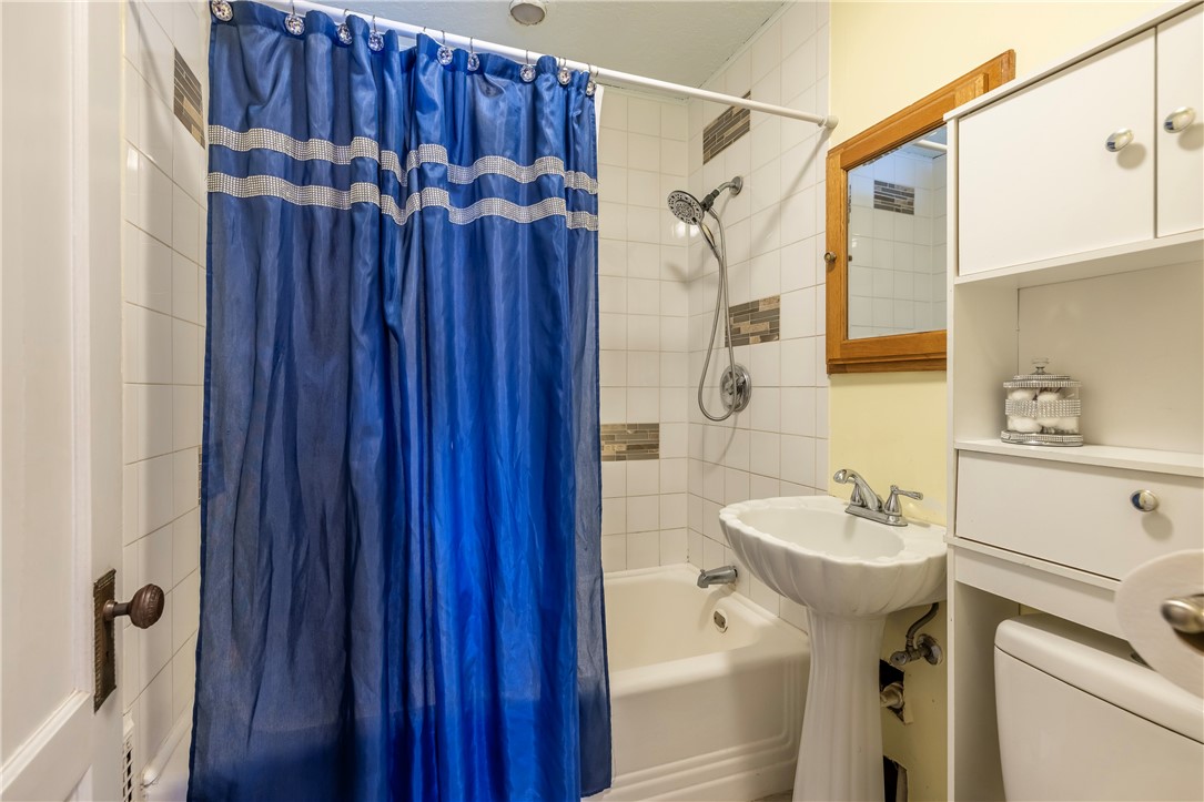 540 Augustine Street Rochester, NY 14613 - Photo 34 of 49 UPDATED FULL BATH