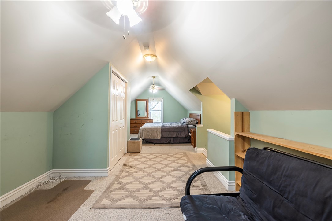 540 Augustine Street Rochester, NY 14613 - Photo 36 of 49 3RD FLOOR 4TH BEDROOM