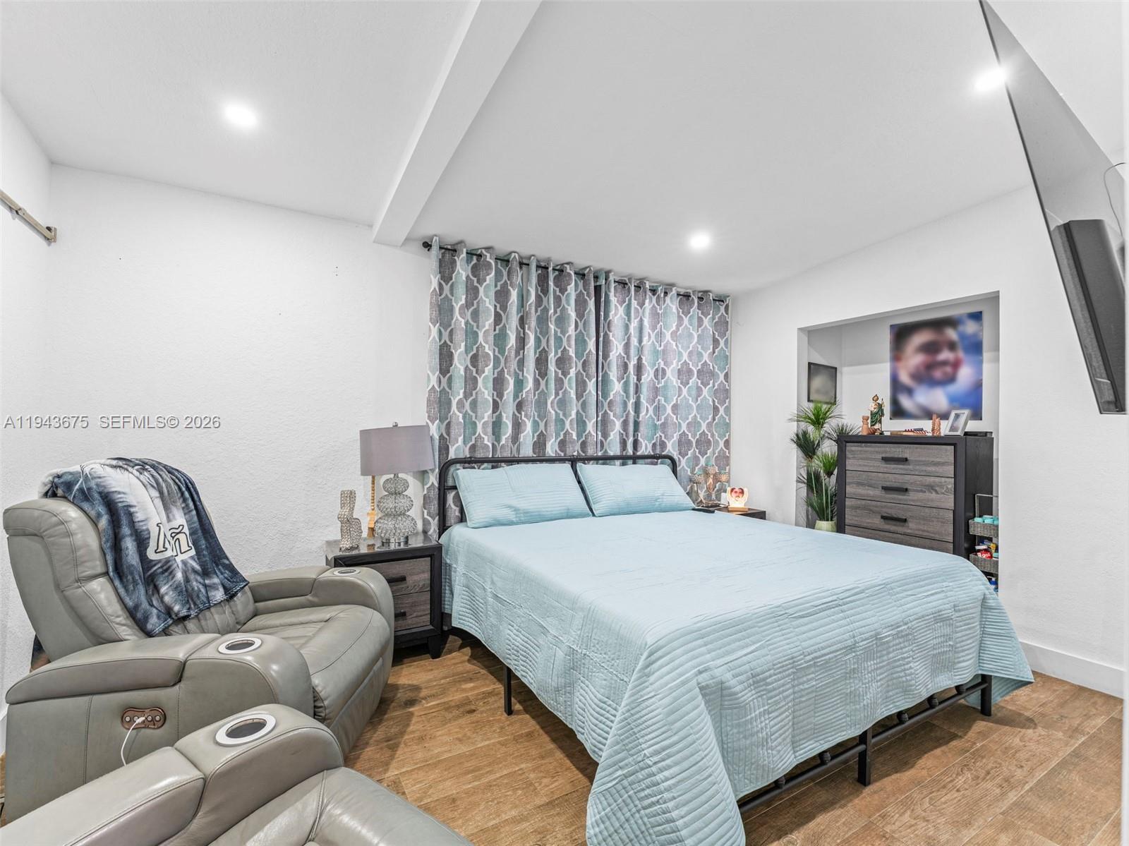 11415 Southwest 56th Street Miami, FL 33165 - Photo 20 of 70