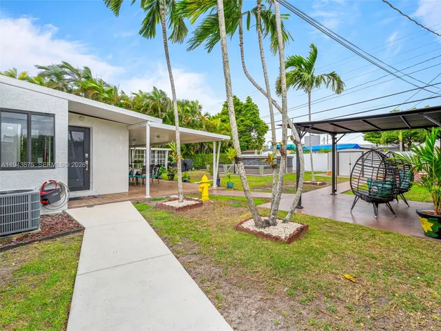 $1,000,000 | 11415 Southwest 56th Street, Miami, FL 33165