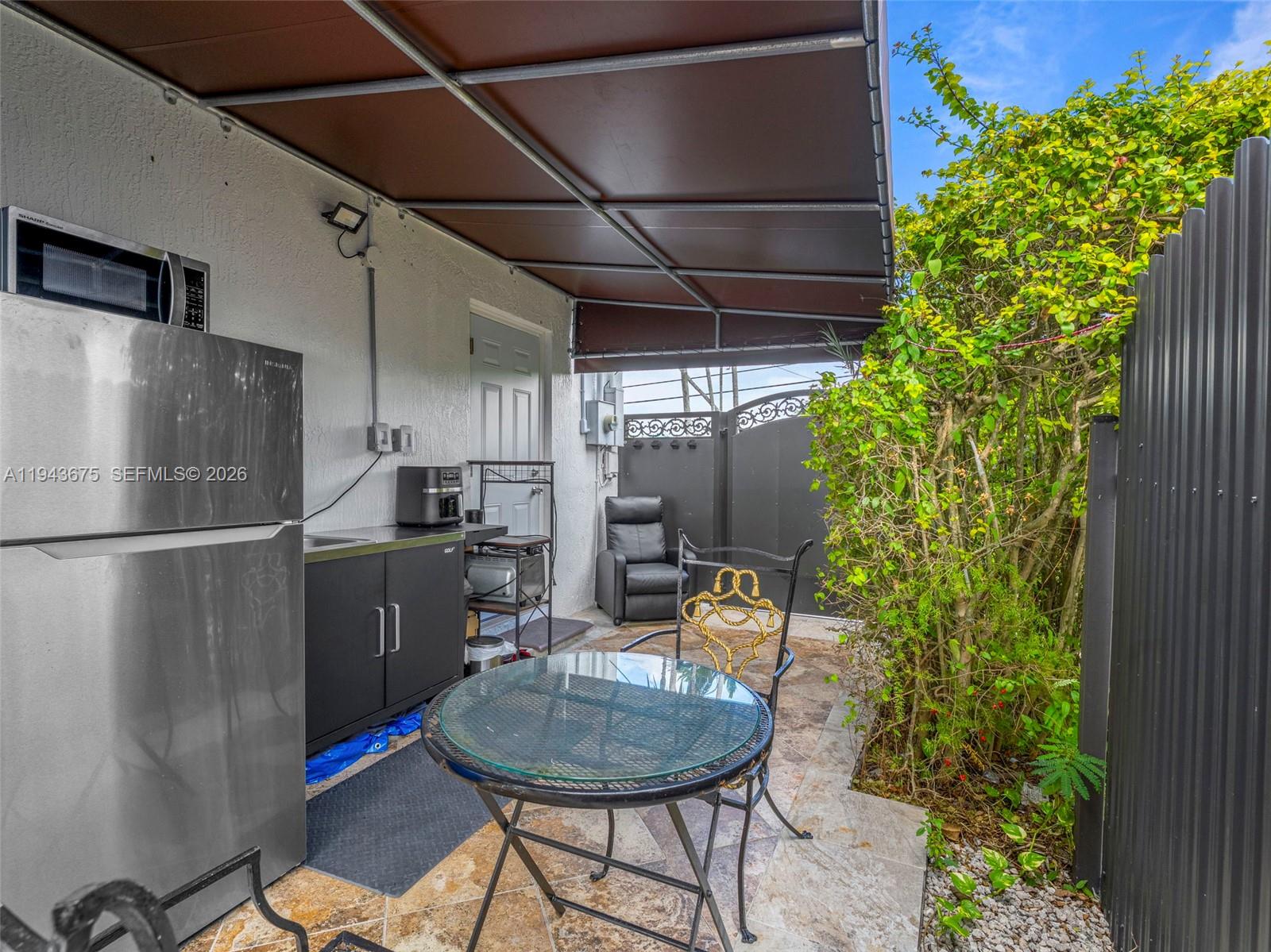 11415 Southwest 56th Street Miami, FL 33165 - Photo 10 of 70