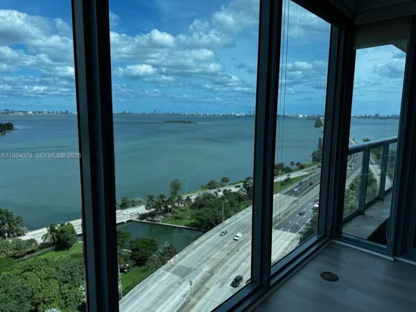 $3,400 | 601 Northeast 36th Street, Unit 1808, Miami, FL 33137