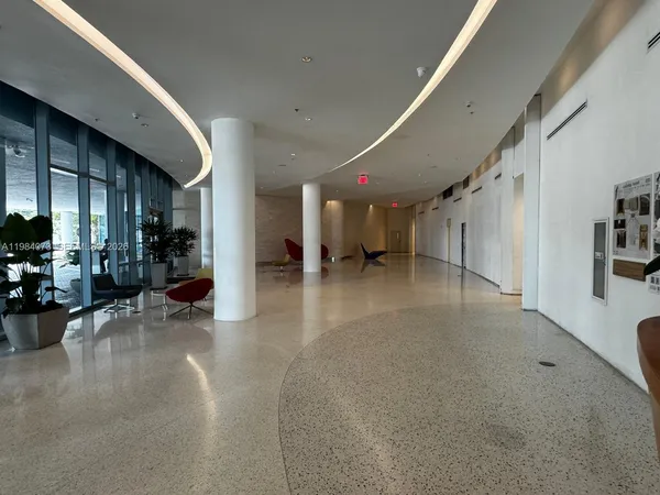 $3,400 | 601 Northeast 36th Street, Unit 1808, Miami, FL 33137