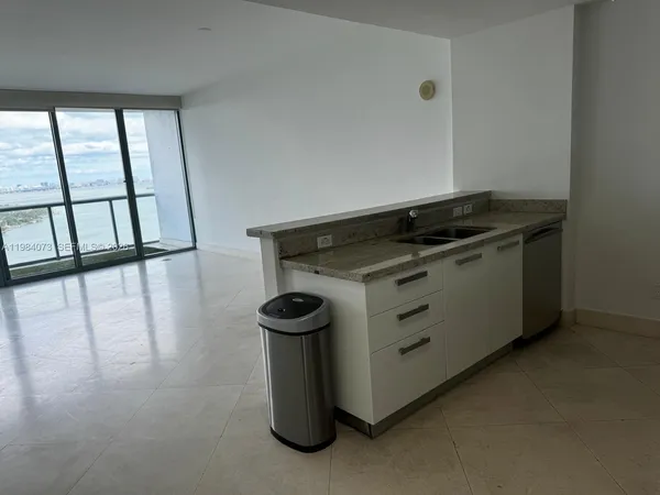 $3,400 | 601 Northeast 36th Street, Unit 1808, Miami, FL 33137