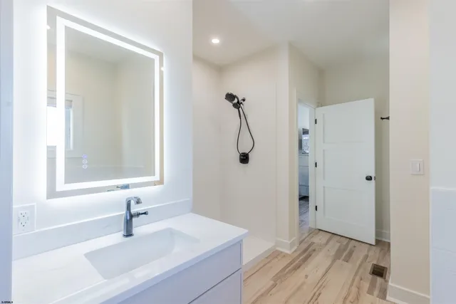 $40,000 | 139 Gibbs Avenue, Somers Point, NJ 08244