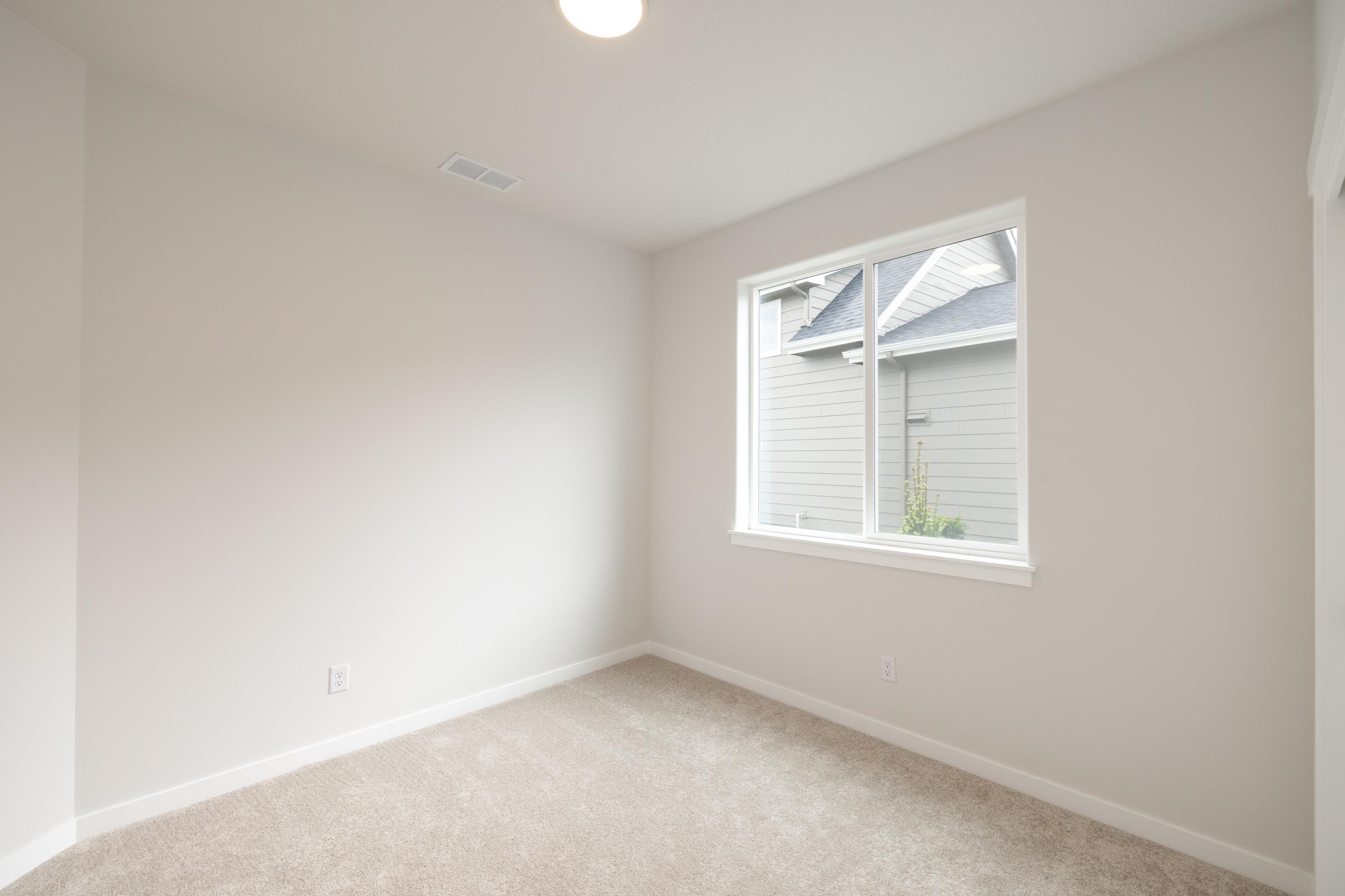 12215 North Dupont Road Spokane, WA 99218 - Photo 17 of 29 Gallery Image 17