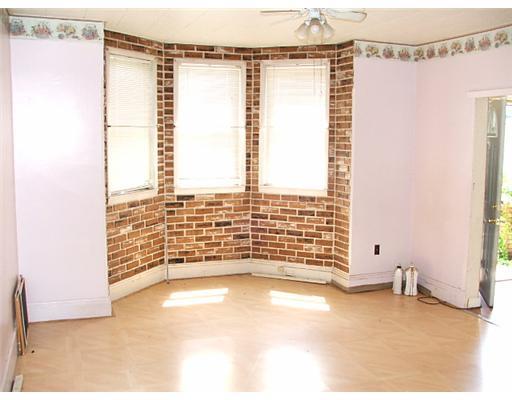 420 Jackson Street Rochester, PA 15074 - Photo 4 of 9 Dining Room.