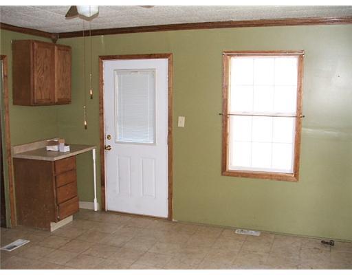420 Jackson Street Rochester, PA 15074 - Photo 6 of 9 Kitchen.