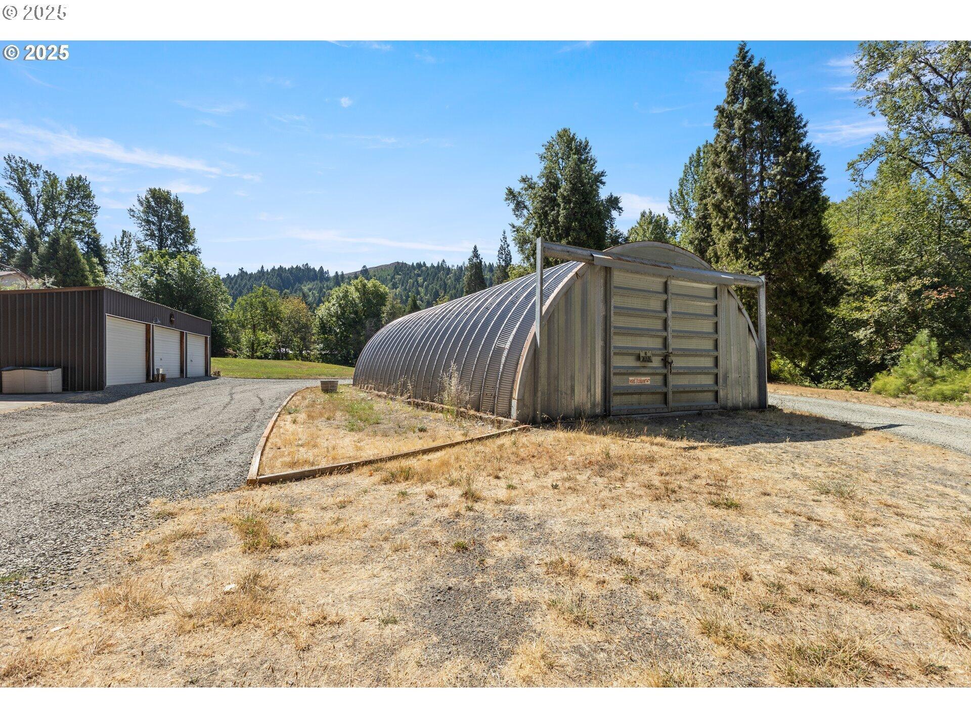913 Starveout Creek Road Azalea, OR 97410 - Photo 24 of 28 583706427-28