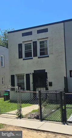 $2,600 | 3421 B Street Southeast, Washington, DC 20019