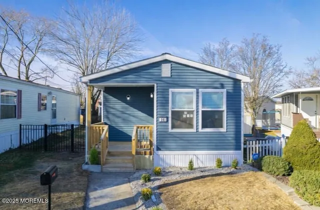 $219,900 | 66 Bayshore Mobile Manor, Hazlet, NJ 07730