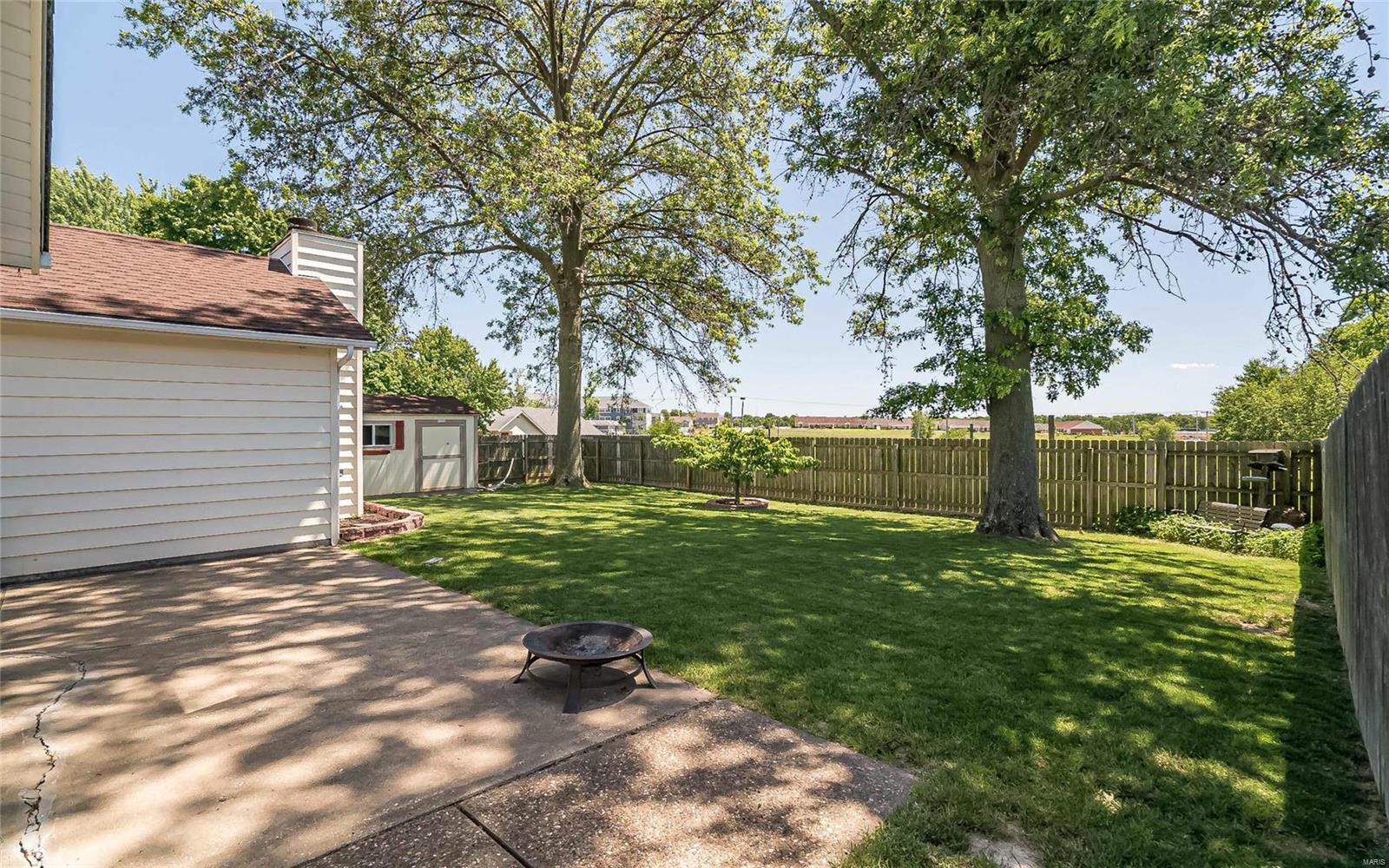 58 Country Hill Road St. Peters, MO 63376 - Photo 16 of 21