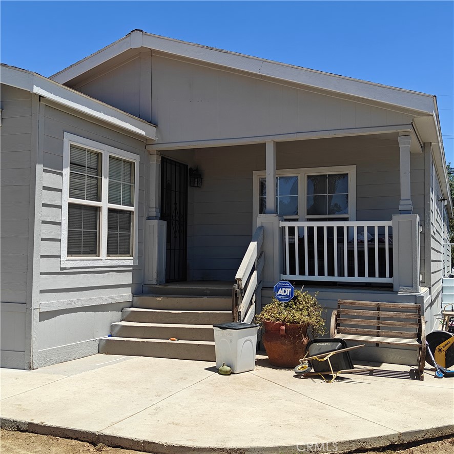 22956 La More Road Perris, CA 92570 - Photo 4 of 24