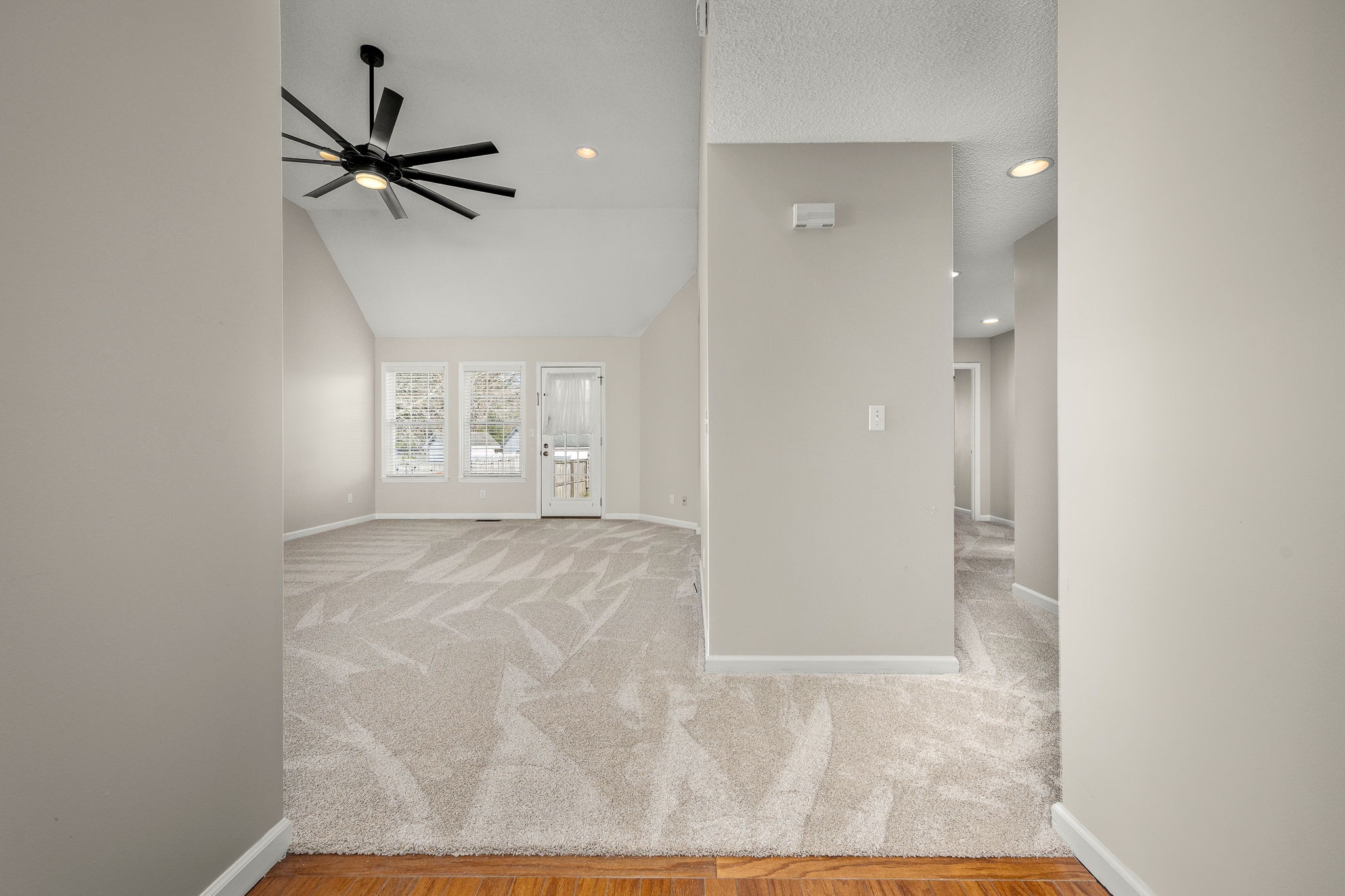 108 Blue Ridge Avenue Tullahoma, TN 37388 - Photo 4 of 40