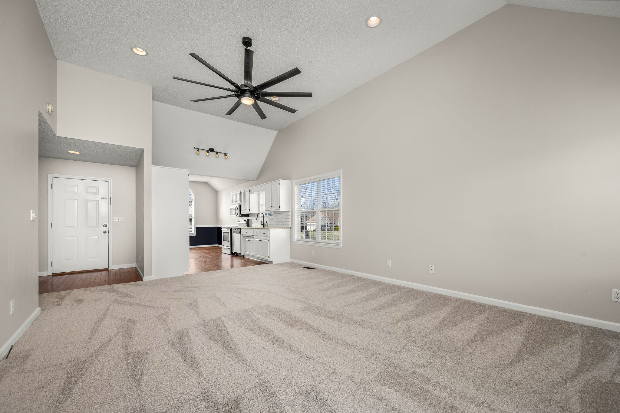 108 Blue Ridge Avenue Tullahoma, TN 37388 - Photo 8 of 40