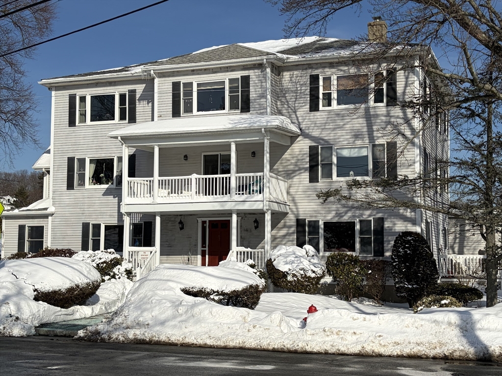 162 Willow Road, Unit 11 Nahant, MA 01908 - Photo 1 of 20