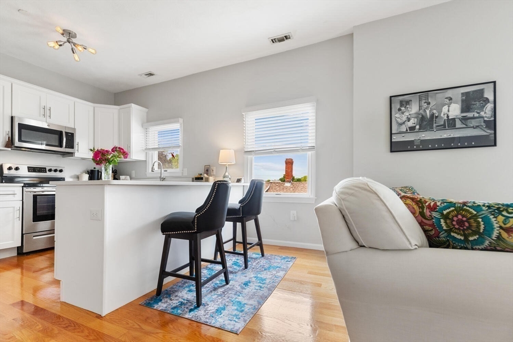 162 Willow Road, Unit 11 Nahant, MA 01908 - Photo 12 of 20