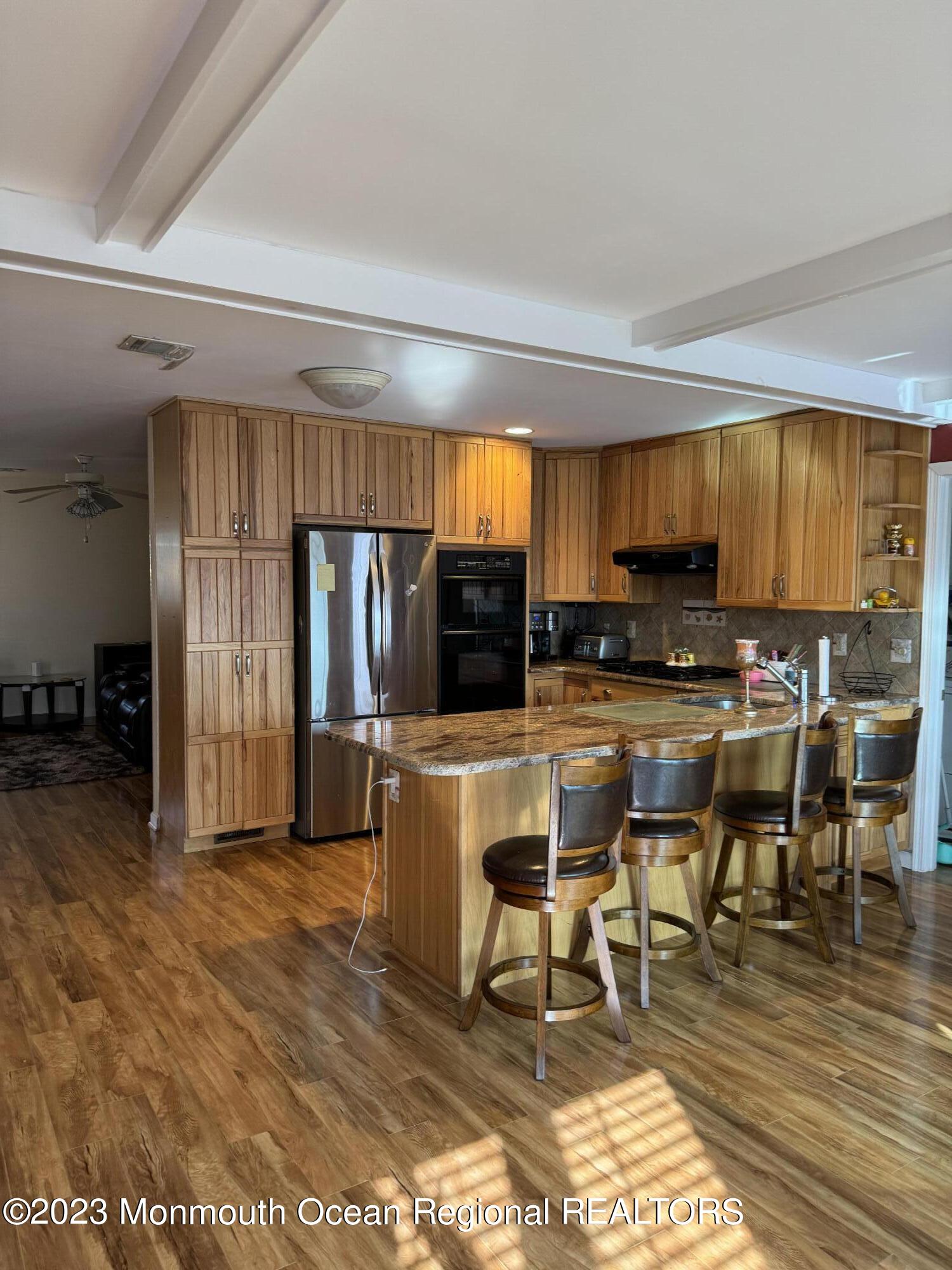 331 Stephan Avenue Toms River, NJ 08753 - Photo 4 of 13 Kitchen