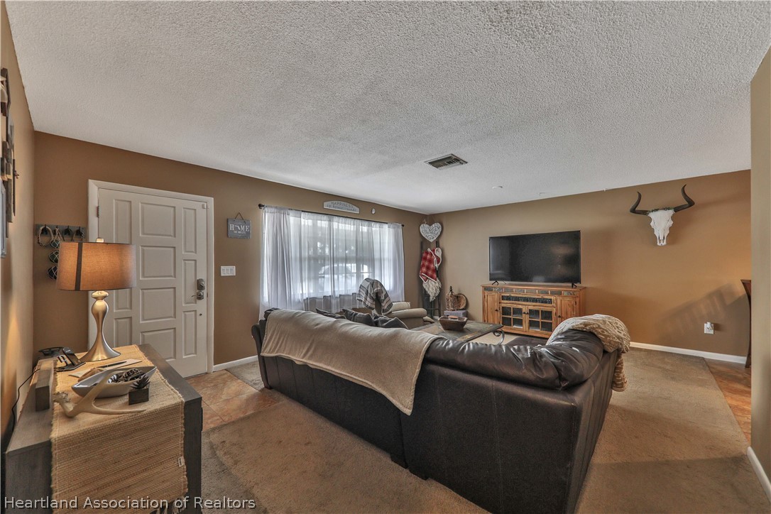 3615 Lakewood Road Sebring, FL 33875 - Photo 8 of 22 Gallery Image 8