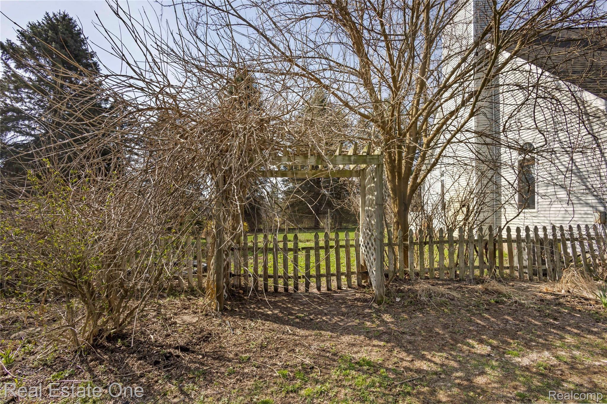 1459 North Rochester Road Oakland, MI 48363 - Photo 46 of 56 IMG_9651.JPG