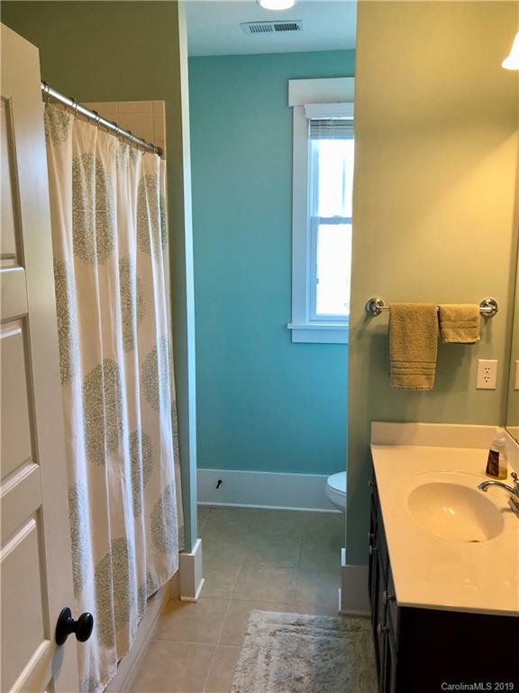 822 Elswick Court Fort Mill, SC 29708 - Photo 14 of 37