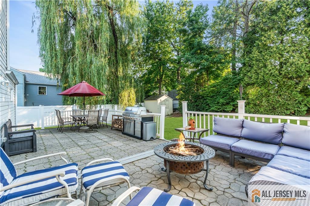 8 Smalley Road Edison, NJ 08817 - Photo 30 of 39