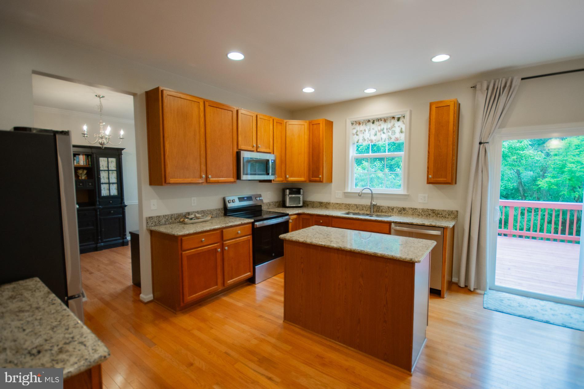567 Rivanna Run Falling Waters, WV 25419 - Photo 14 of 96