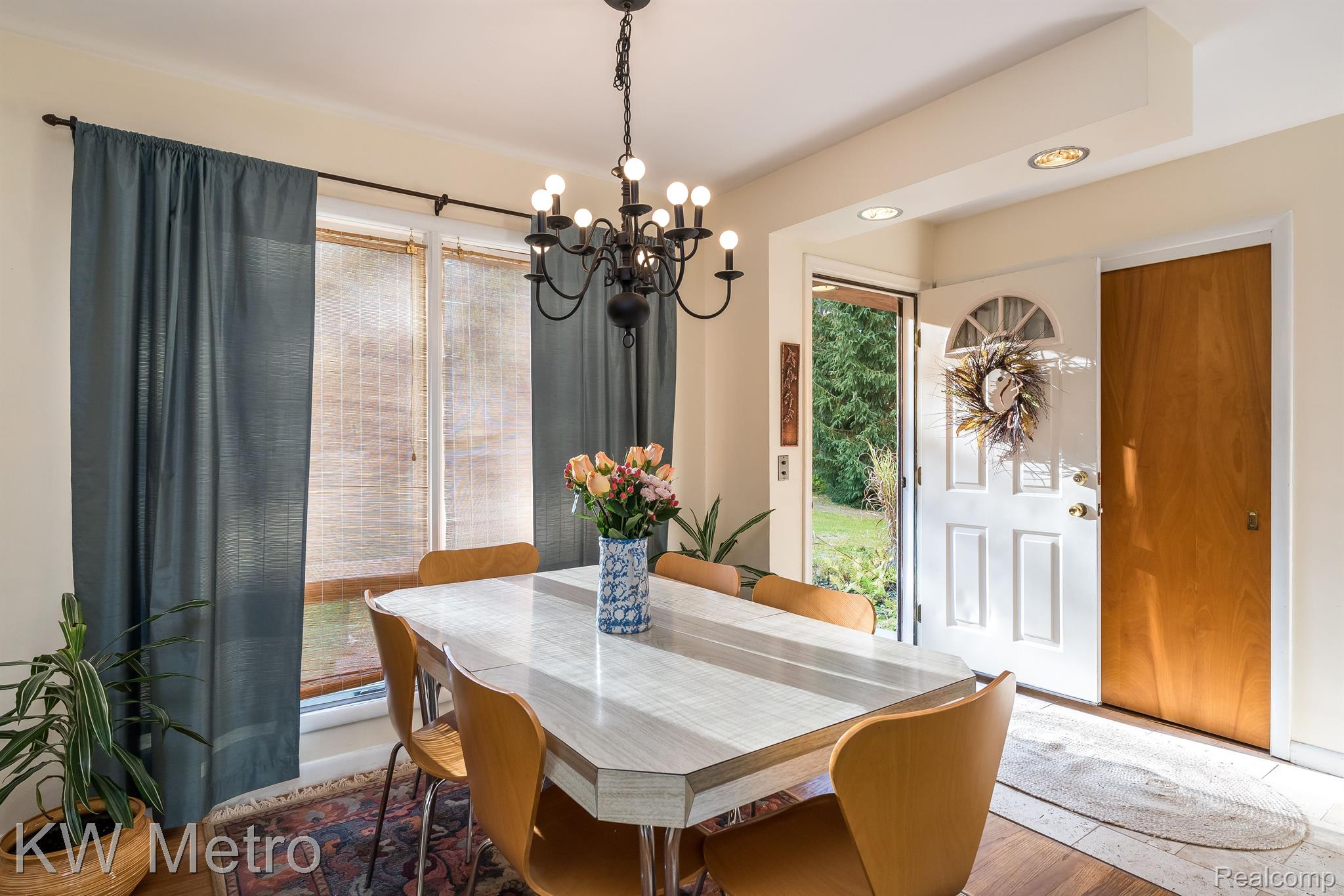 5805 Orion Road Rochester, MI 48306 - Photo 7 of 33 Dining Room
