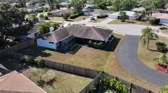 $515,000 | 2042 Country Meadows Place, Sarasota, FL 34235